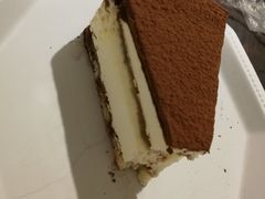 -有猫主题·治愈系猫咖(曾厝垵店)