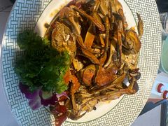 -嗨辣小聚·盘锦河蟹·海鲜烧烤龙虾(盘锦十年好店)