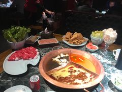 -潮辣重庆火锅(二七万达店)