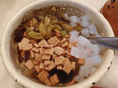 -成都你六姐·牛肉冒菜·麻辣香锅(长泰广场店)