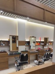 -MARTIN'S BARBER SHOP男士理发馆