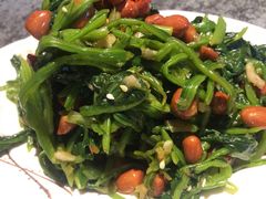 果仁菠菜-华盛园卷子王农家菜水库鱼
