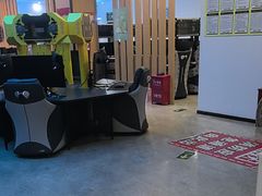 -外星熊·伊斯贝尔电竞店