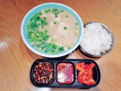 骨髓牛肉豆腐汤饭-鸭绿江民族饭店(总店)