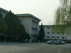 -北京积水潭医院-停车场