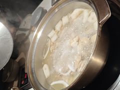 -喃喃椰·糟粕醋·椰子鸡火锅(七堡花园店)