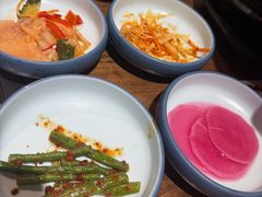 -明洞阿姨·韩式酱蟹烤肉·创意料理(三元桥店)