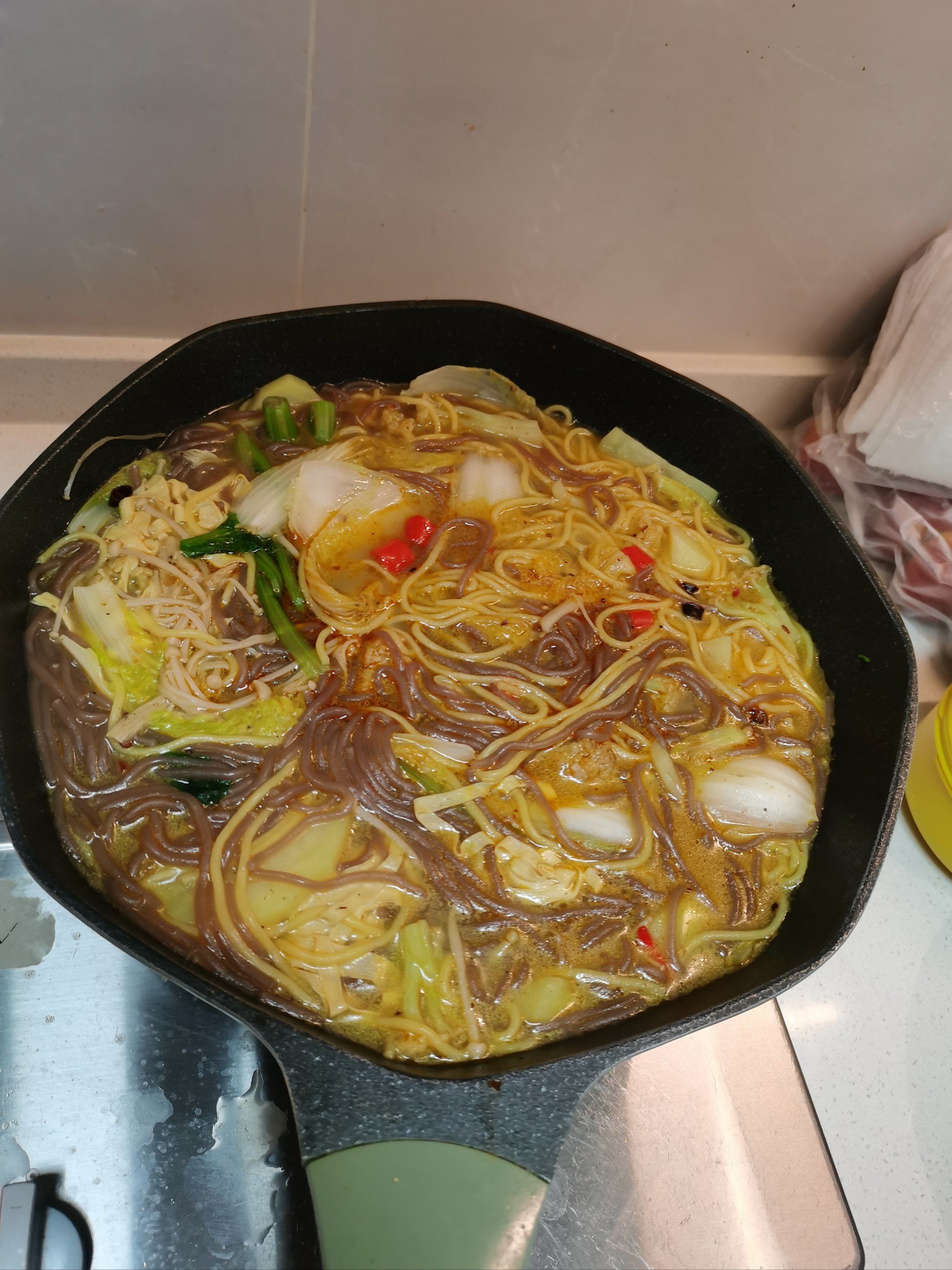 超大锅麻辣烫#0元玩转这座城