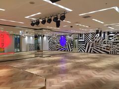 -诺伯曼·运动会馆(新梦店)