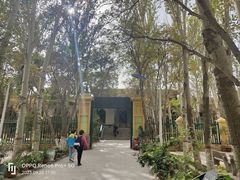 -艾提尕尔清真寺