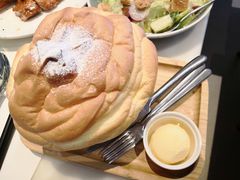 -港丽餐厅(高德置地店)