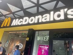 -麦当劳(徐汇漕溪北路百脑汇店)