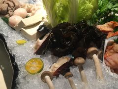 -余欢领鲜火锅(新街口店)