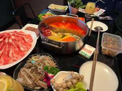 -唯爱KTV聚会餐厅(仙林东城汇店)