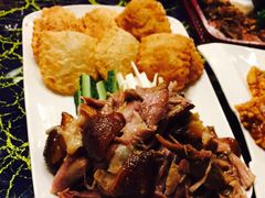 -锦龙国际酒店(天津奥体中心华苑地铁站店)