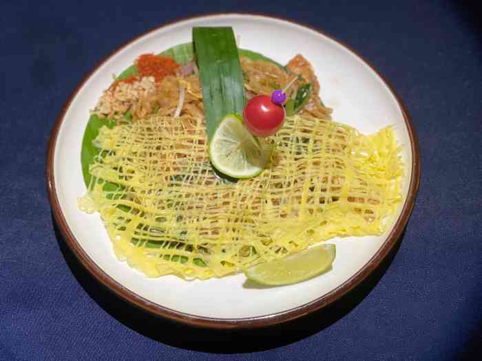 鱼露samoompai泰式料理(钱湖店)-"最近刚搜到家里旁边开了家新的泰国