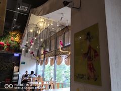 大堂-屋门口呷饭(捞刀河店)