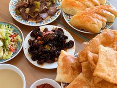-努尔古丽奶茶