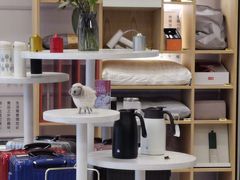 -西安大雁塔科技大学地铁站亚朵酒店