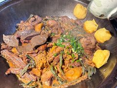 -鱼窝棚柴火铁锅炖(富山屯店)