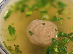 牛丸汤-潮界(LU·ONE凯德晶萃广场店)