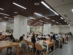 -厦门市图书馆(集美新城馆区)