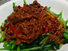 芥兰炒牛肉-潮人姐妹轩(海宁路店)