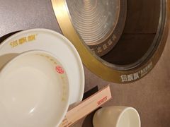-锅飘飘·东北铁锅炖(雨花客厅店)