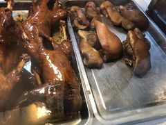 -王浩儿纪六孃甜皮鸭(乐山总店)