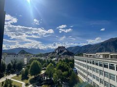 -平措康桑·和牛自助观景餐厅(布达拉宫店)