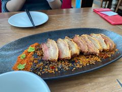 烤脆皮（土）猪肉-中8楼风尚云南菜(颐堤港店)