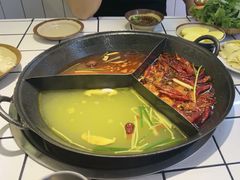 -巴卤社老火锅(财富店)