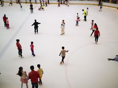 -冰纷万象滑冰场(深圳万象城店)