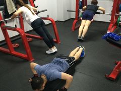 -越·健身工作室(华尔兹广场写字楼B栋店)