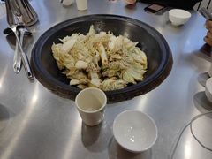 -粘豆包柴火铁锅炖