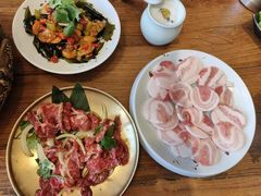 -金石青云炭火烤肉店(中房上东花墅店)