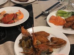 -东方红海鲜百汇(国际大厦店)