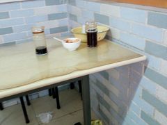 -张阿三馄饨店