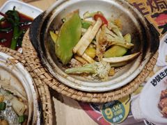 -华记煲仔华·煲仔饭(市桥易发店)