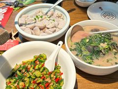 -聚鑫朋酸菜肥肠(九龙仓店)