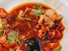 -鸣记脆皮烤鱼·海鲜烤鱼(三八广场店)