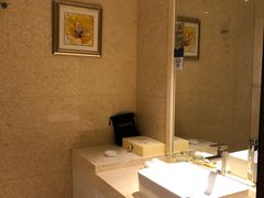 -深圳湾科技园丽雅查尔顿酒店