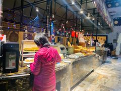 自助取餐区-拉萨圣地天堂洲际大饭店-自助餐厅