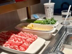 -海底捞火锅鲜切牛肉主题店(长寿路店)