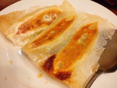 茭瓜虾仁锅贴-青岛海景花园大酒店·白果树餐厅青岛菜