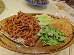 -老郑家东北春饼(龙悦居店)