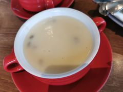 鸡茸蘑菇汤-必胜客(港城新天地店)
