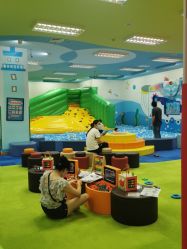 -莫莉幻想儿童乐园(武汉经开永旺店)