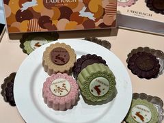 -Laderach 莱德拉(上海环贸iapm店)