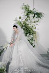 -莫小姐婚纱